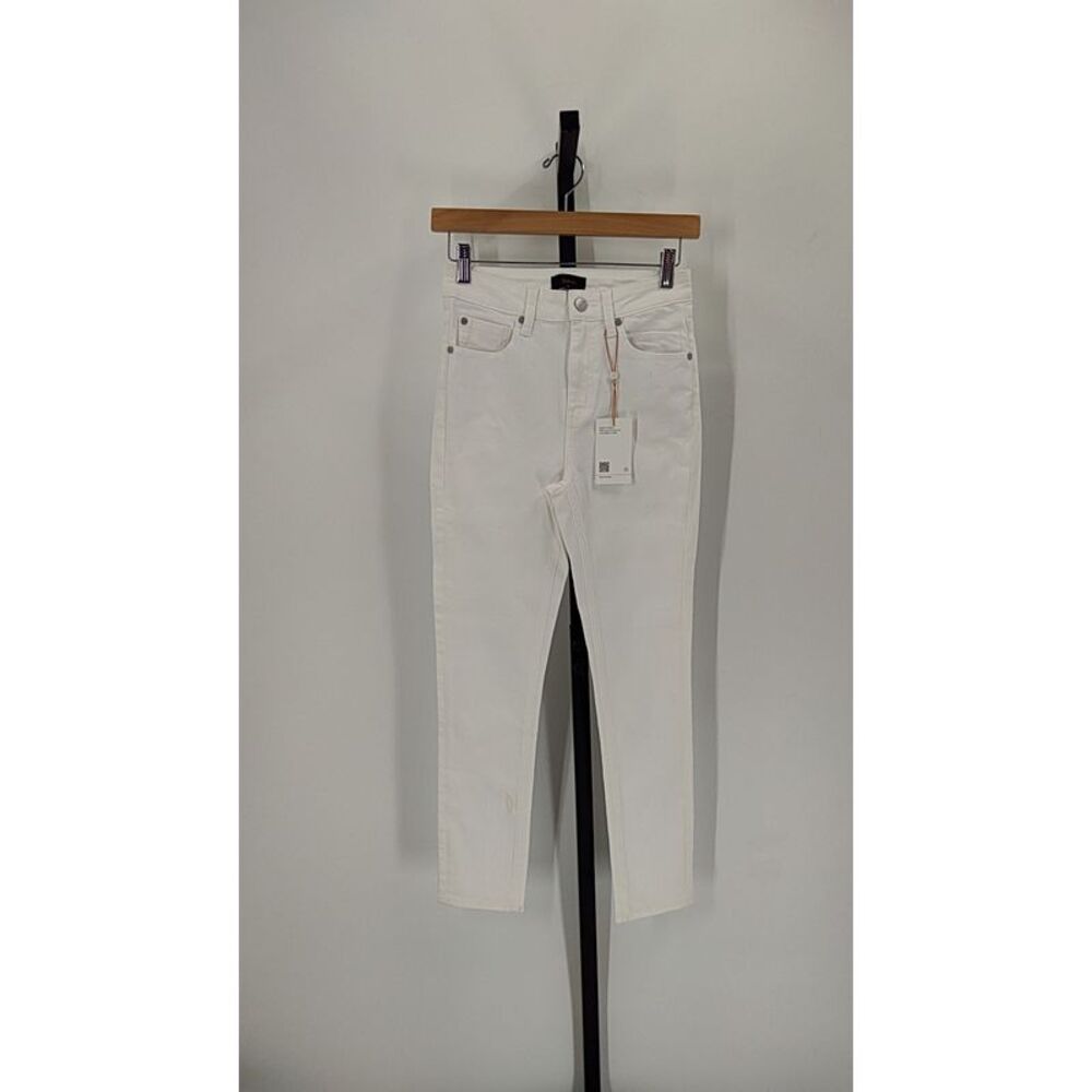 Quince White Jeans - NWT - Great fit!